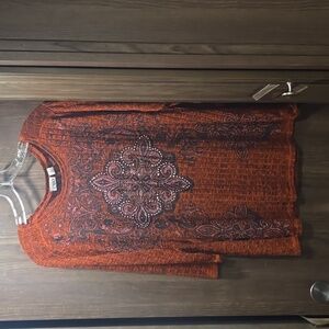 EXCELLENT CONDITION sweater!